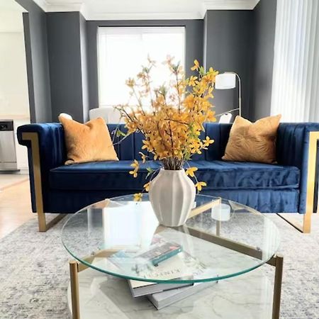 Elegant King Suite Metro Dc Arlington Exterior photo